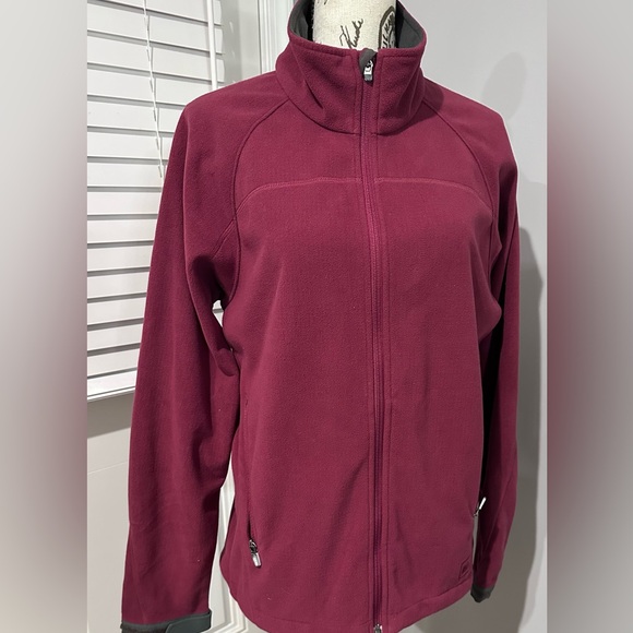 REI Sweaters - ❄️REI Women’s Fleece Jacket - Size Large ❄️